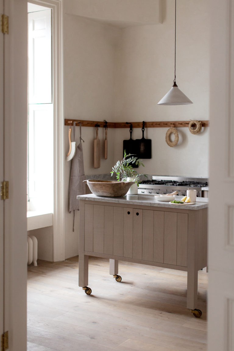Kitchen island inspired by natural materials by Devol at INGREDIENTS LDN